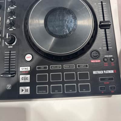 Numark Mixtrack Platinum FX DJ Controller 2020 - Present - Black Bild 4