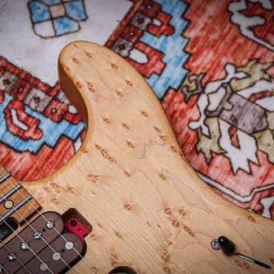 CHARVEL USA Signature Guthrie Govan HSH "Natural Birdseye" (2014) image 10