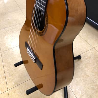 Yamaha CGS102A Student 1/2 Size Classical Guitar - Natural image 2