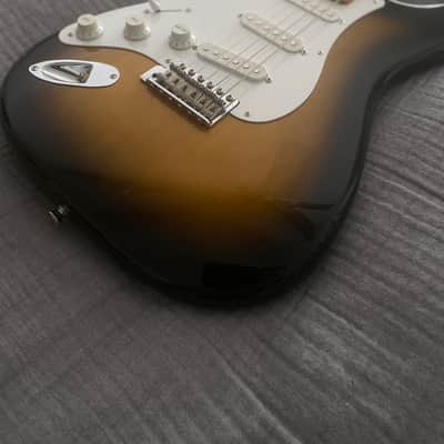 Fender 50's REISSUE STRAT LH MN 2TS MIJ image 3