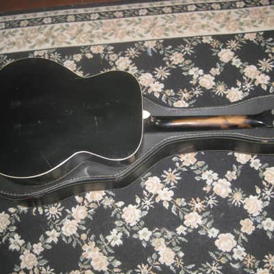 May Bell archtop 1950s? - sunburst image 3