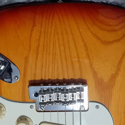 Fender American Professional Stratocaster with Rosewood Fretboard 2019 - Sienna Sunburst image 14