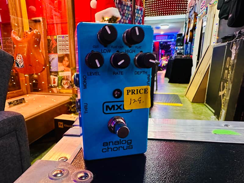MXR Analog Chorus pedal Blue image 1
