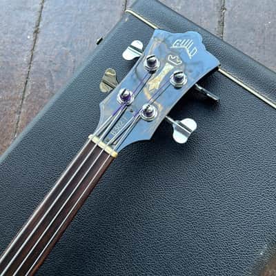 Guild B-302F Fretless Bass Guitar 1980 - Black image 24