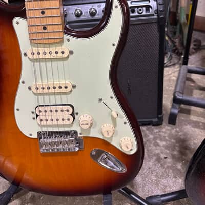 Fender Deluxe Stratocaster HSS with Maple Fretboard 2017 - 2021 - Tobacco Sunburst image 5