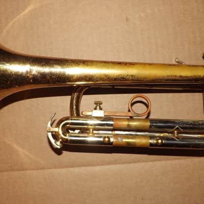 Reynolds Medalist Trumpet, USA, Brass with 7C mouthpiece, case, good condition image 17