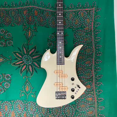 Fernandes MB-85/90 Mockingbird Bass image 1