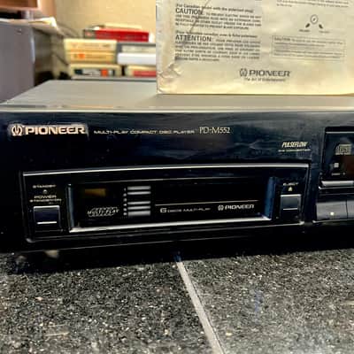 Pioneer PD-M552 Multi Play 6-Disc CD Player w/ Magazine, Remote, Instructions; For Parts image 3