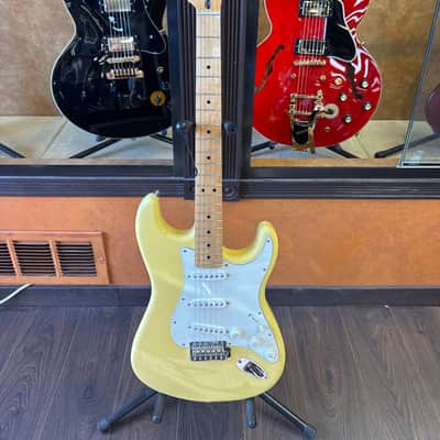 Fender Player Stratocaster 75th Anniversary with Maple Fretboard 2018 - 2024 - Buttercream image 1