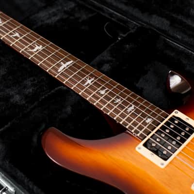Gator Cases Hard-Shell Wood Case for Wide Body Electric Guitars; Fits PRS Style Guitars and More (GWE-ELEC-WIDE) image 6