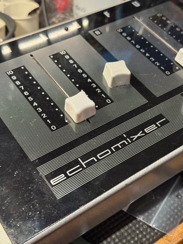 Replacement Knobs (x5) - Telefunken Echomixer 1960's - Gray image 1