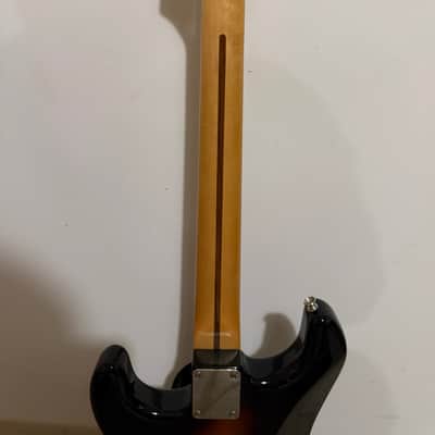 Fender Standard Stratocaster with Maple Fretboard 2006 - 2017 - Brown Sunburst image 7