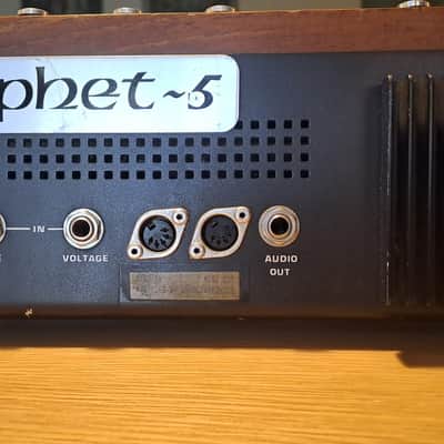 Sequential Prophet 5 Rev3.3 - 120 programs with MIDI and flightcase image 12