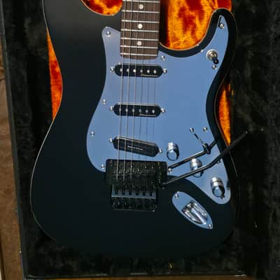 Immagine Fender Tom Morello Strat FR RW BLK - 2