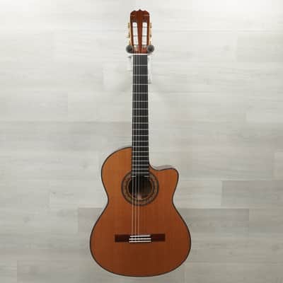 Used Alvarez Yairi CYM75CE Solid Top Acoustic Guitar Natural image 9