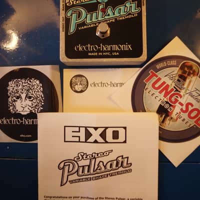 Electro-Harmonix Stereo Pulsar Analog Tremolo image 1