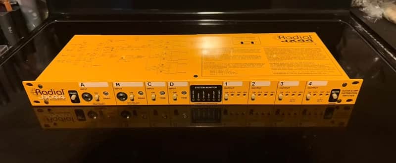 Radial JX42 V2 Instrument and Amplifier Switcher 2021 - Yellow image 1