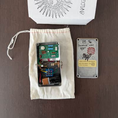 Analogman Sun Face White Dot NKT 275 Germanium Fuzz 2002 - 2011 - Gold image 4