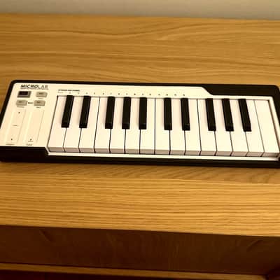 Arturia MicroLab 25-Key MIDI Controller 2019 - Present - Black image 3