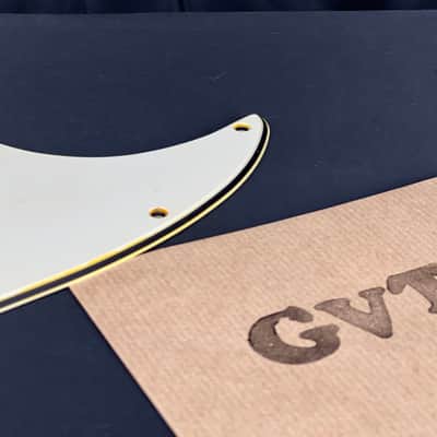 General Vintage Tone Pre CBS Nitrate celluloid pickguard for Jazzbass ®️ Aged Nitro Mint green ni image 7