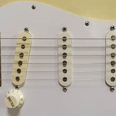 2007 D'Pergo Custom Guitars - Aged Vintage Classic Vintage Cream Mary Key image 4