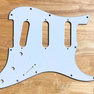 Stratocaster Pickguard, 11-Hole, 3-Ply White image 1