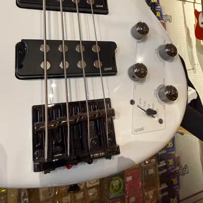 Yamaha TRBX304 4-String Bass White image 3
