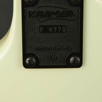 Kramer Richie Sambora Signature Model image 10