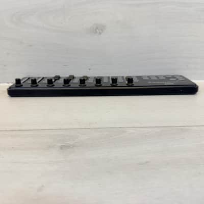 Korg nanoKONTROL2 USB MIDI Controller w/ Original Box - Compact DAW Mixer Control Surface 2010's image 8