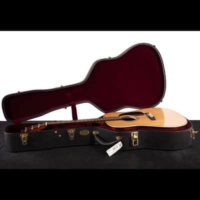 Martin D-28 Modern Deluxe (421) image 10