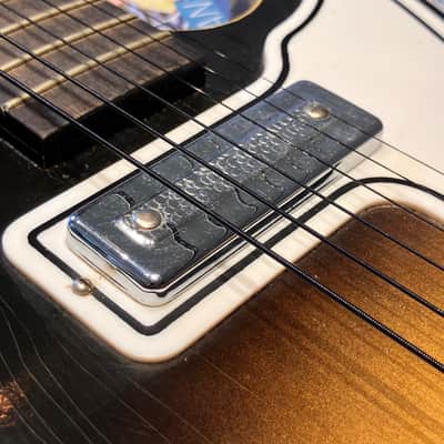 1962 Harmony Stratotone H45 “Mars” – Excellent Original Condition – Original Blue-Lined Case Bild 2