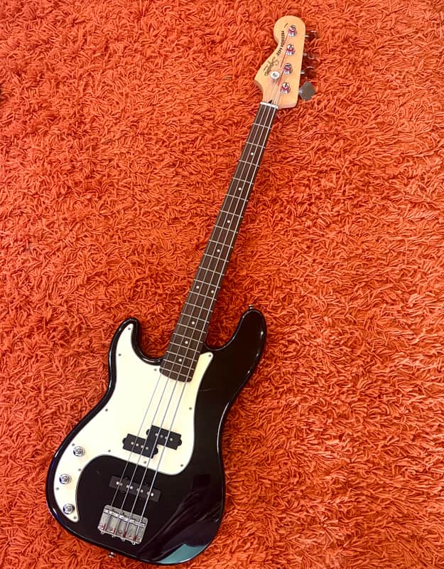 Squier Standard Precision Bass Special