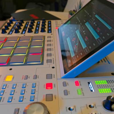 Akai MPC X Special Edition Standalone Sampler incl. MPC Pro Pack upgrade image 14