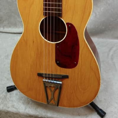 Stella Harmony F-66 USA made acoustic guitar with chipboard case image 4