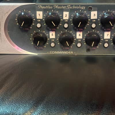 Inward Connection Nautilus Commander summing mixer Early 90s - Blue/Green and silver image 3