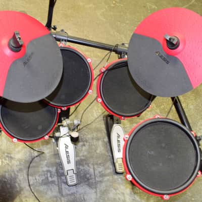 Alesis Nitro DM7 8-Piece Electronic Drum Set image 6
