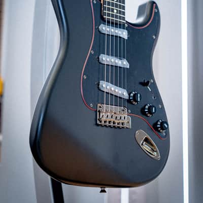 Fender Japan LTD HYBRID II STRAT NOIR RW BLK image 2