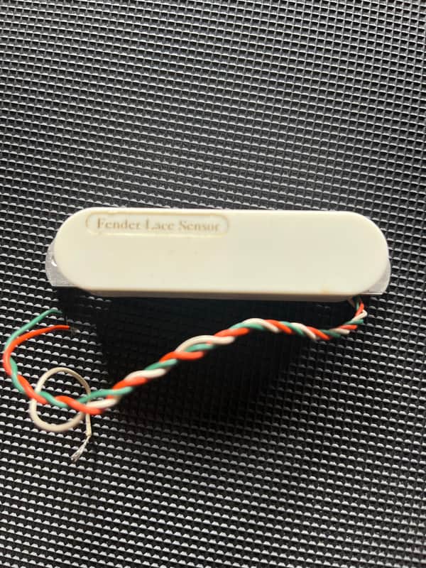 Lace Sensor Gold
