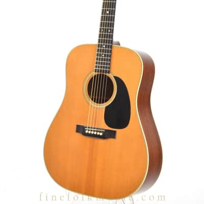 1971 C.F. MARTIN & CO. DREADNOUGHT D-28 GUITAR image 2