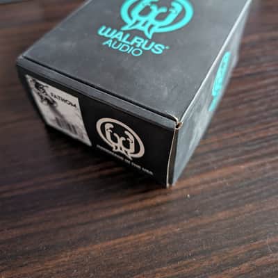 Walrus Audio Fathom Multi-Function Reverb 2018 - Present - Blue image 2