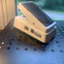 Dunlop CBM105Q Cry Baby Mini Bass Wah 2016 - Present - White