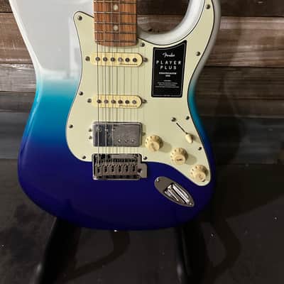 Fender Player Plus Stratocaster HSS Belair Blue image 2