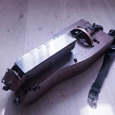 Hurdy-Gurdy  - 19 keys - 3 string - Ukrainian Lira - Hurdy Gurdy image 4