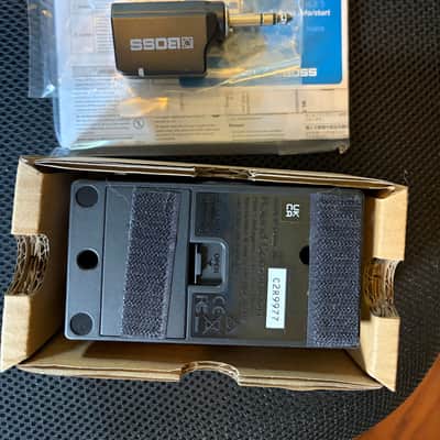 Boss WL-50 Wireless Pedal Board System image 4