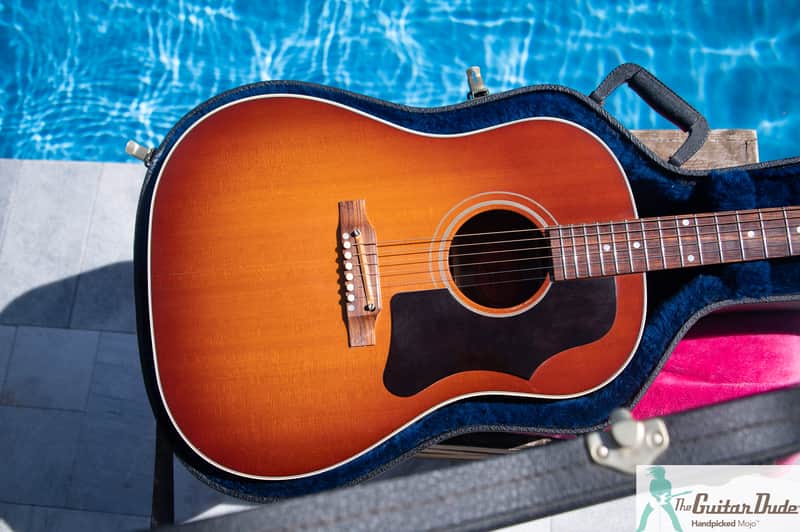 Gibson J-45 Limited Edition