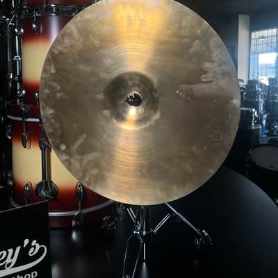Vintage 70's/80's Zildjian 20" A Crash Ride (2084g. Bag 3) image 4