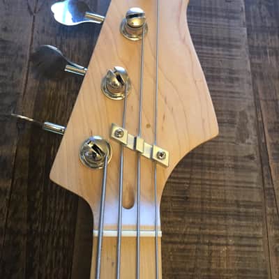 Custom Jazz bass 2018 Cream image 6
