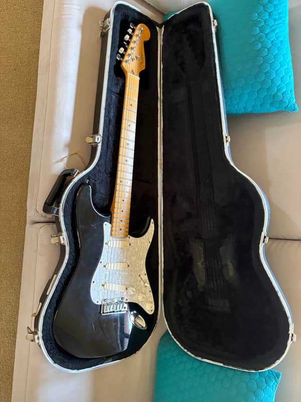 USA Fender Stratocaster 1995-6 with David Gilmour EMGs