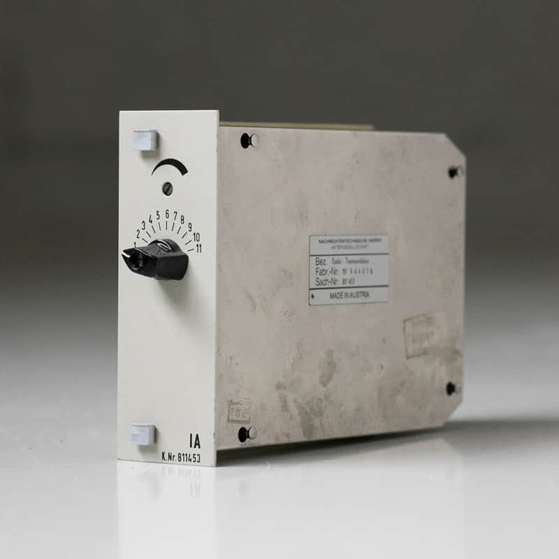 Siemens WSW 811 453 vintage Austrian line preamp #944016 with 30dB variable gain, much like the function of the V72. image 1