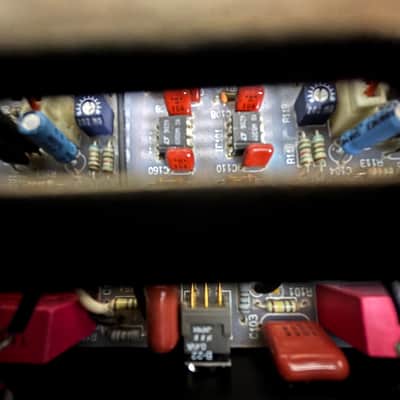 Adcom GFA-555 II stereo power amplifier image 11